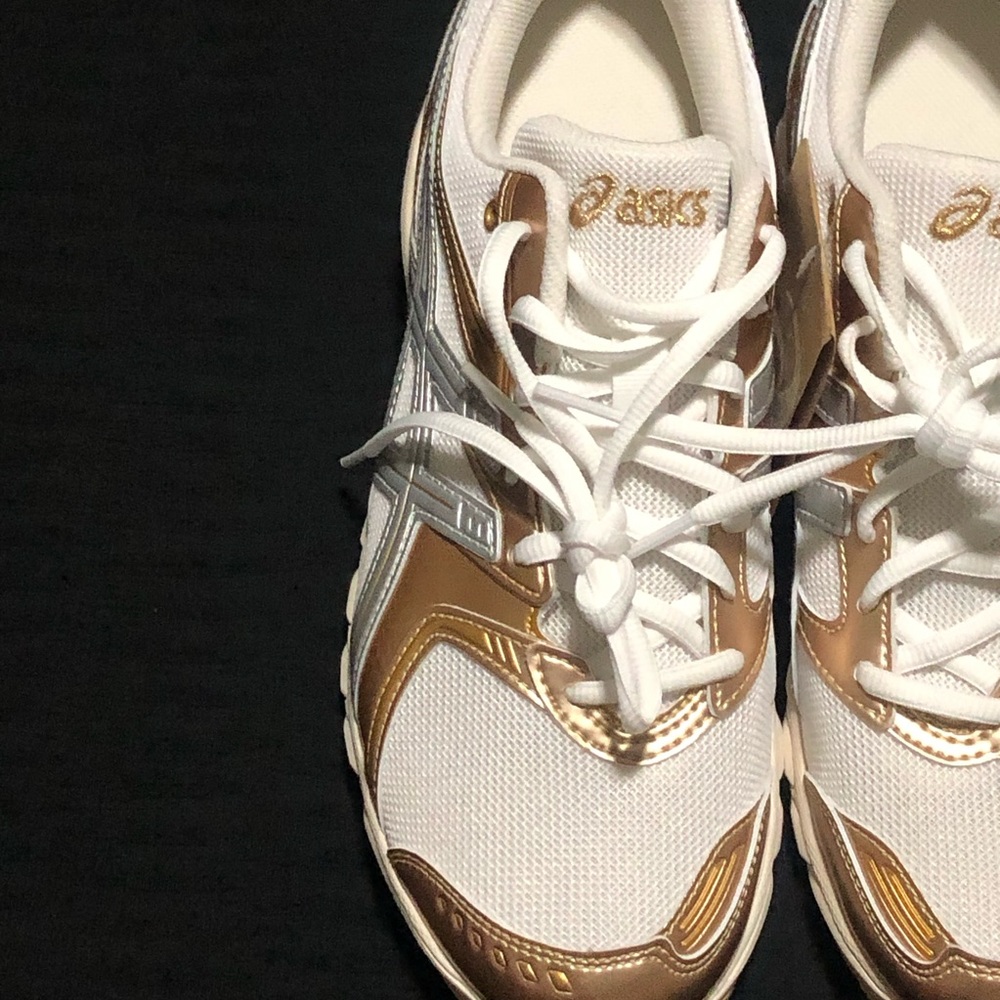 Asics Women's Gel-DS Trainer 14 1203B102-100 White Silver Gold, Size 8,Medium - Picture 2 of 7